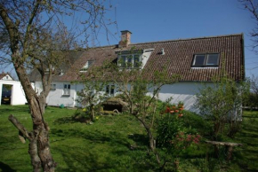 Moen Oekologisk Bed & Breakfast, Askeby